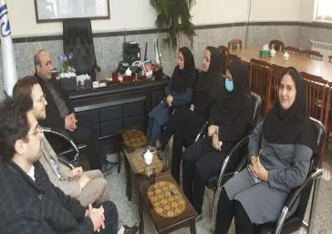 نشست دکتر نادی با کارکنان سازمان غذا و دارو شهرستان سراب
