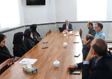 برگزاری کارگاه توانمندسازی اساتید مشاور در مواجهه با موارد بحرانی و دانشجویان آسیب‌پذیر در دانشکده علوم پزشکی سراب